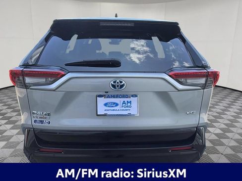 Used 2023 Toyota RAV4 XSE AWD/4WD image 4