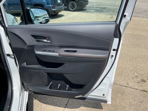 Used 2021 Toyota Sienna XSE AWD/4WD image 20
