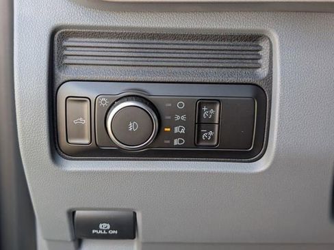 New 2026 Ford F250 XLT w/ FX4 Off-Road Package AWD/4WD image 21