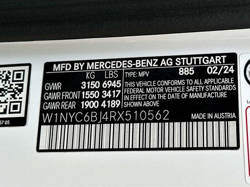 Used 2024 Mercedes-Benz G 550 image 34