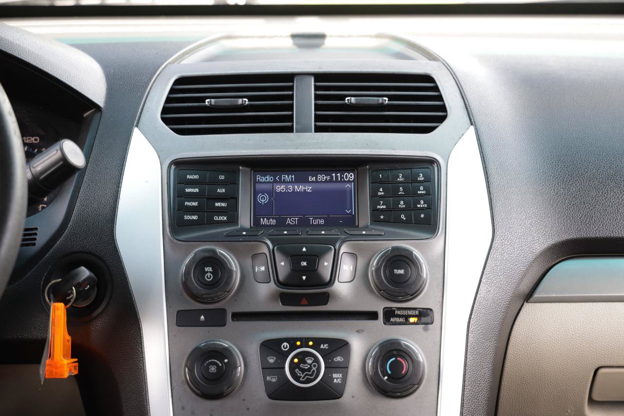 Used 2013 Ford Explorer FWD image 34