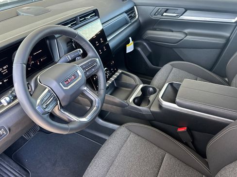 New 2026 GMC Terrain Elevation image 8