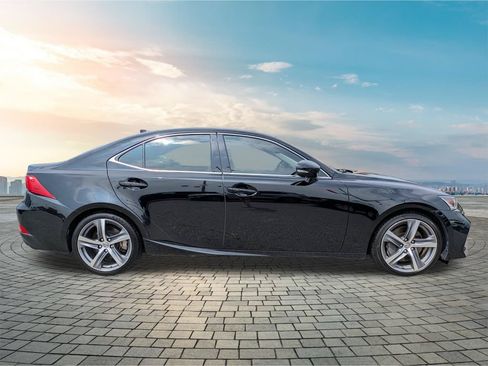 Used 2019 Lexus IS 300 AWD w/ Navigation Package image 4
