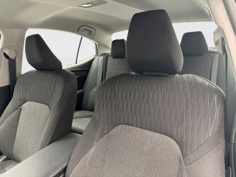 Used 2025 Toyota Camry LE FWD image 11