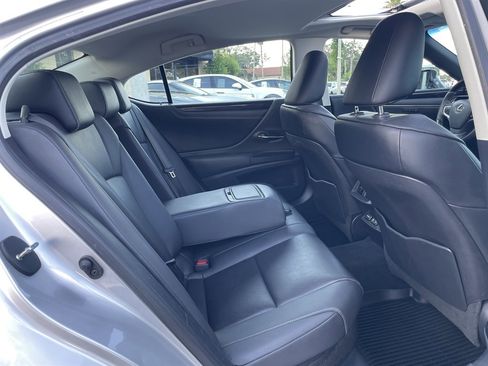 Used 2020 Lexus ES 300h w/ Premium Package FWD image 25