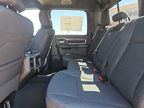 New 2026 RAM 2500 Big Horn AWD/4WD image 21