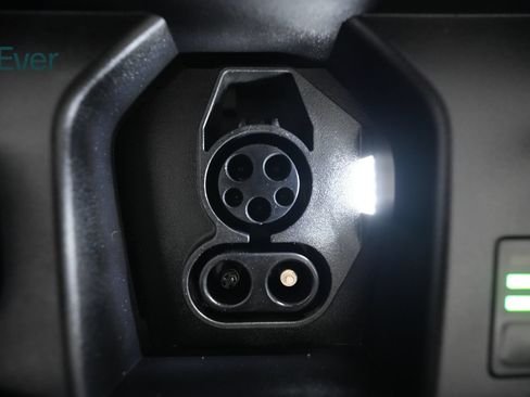 Used 2023 Kia Niro Wave FWD image 10