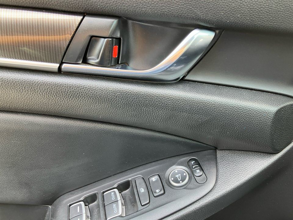 Certified 2022 Honda Accord Sport image 36