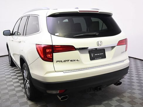 Used 2017 Honda Pilot EX-L image 4