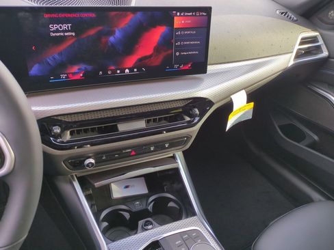 Used 2026 BMW 330i Sedan image 29