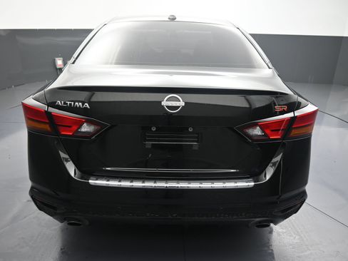 Used 2023 Nissan Altima 2.5 SR image 11