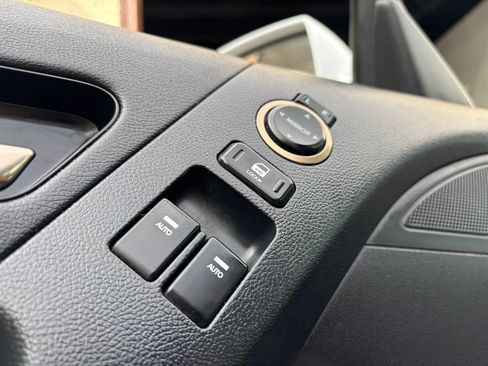 Used 2016 Hyundai Genesis Coupe 3.8 image 46