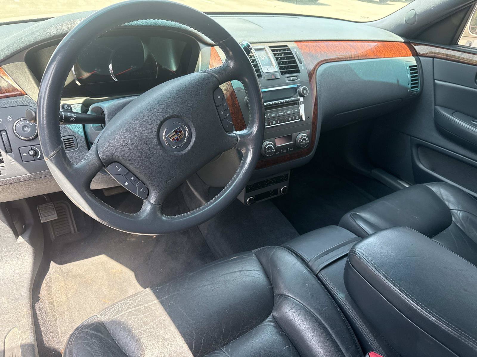 Used 2007 Cadillac DTS FWD image 4
