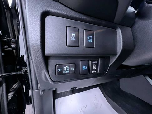 Used 2023 Toyota Tacoma TRD Off-Road w/ Advanced Technology Package AWD/4WD image 16