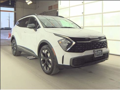 Certified 2023 Kia Sportage X-Line w/ X-Line Premium Package image 2