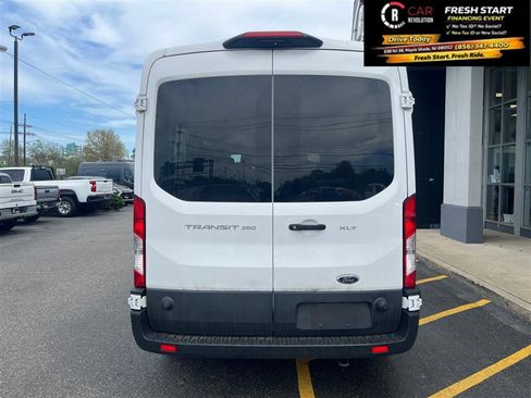 Used 2024 Ford Transit 350 XLT image 7