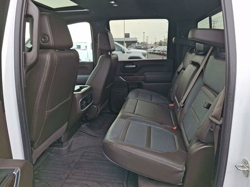 Used 2021 GMC Sierra 3500 Denali w/ Technology Package image 10