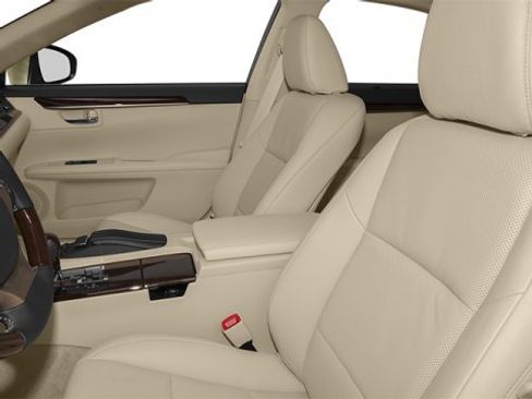 Used 2013 Lexus ES 300h Hybrid image 8