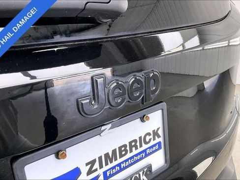 Used 2017 Jeep Renegade Altitude FWD image 31