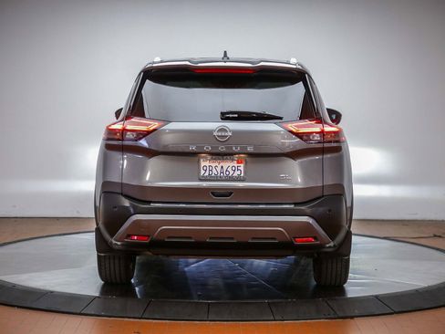 Used 2022 Nissan Rogue SL FWD image 3