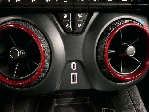 Used 2019 Chevrolet Blazer RS image 18
