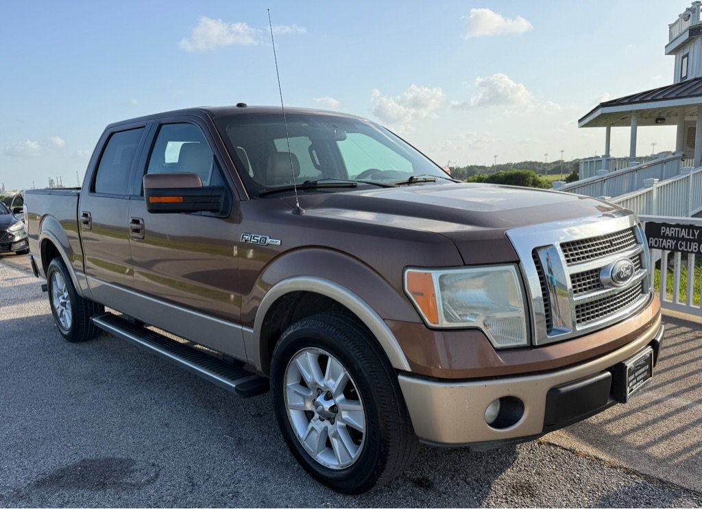 Used 2011 Ford F150 Lariat w/ Lariat Plus Pkg RWD image 3