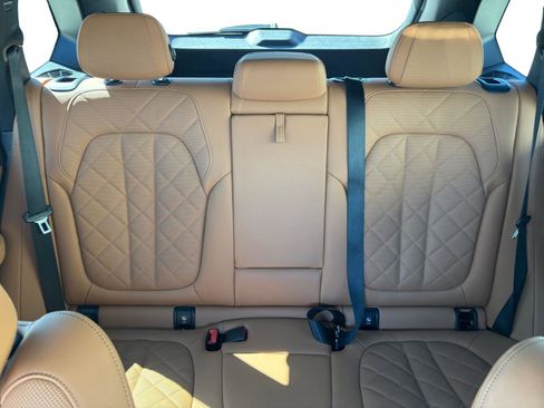 Used 2024 BMW X5 xDrive40i w/ Parking Assistance Package image 24