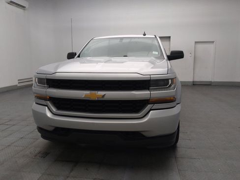 Used 2018 Chevrolet Silverado 1500 Custom w/ Custom Convenience Package RWD image 15