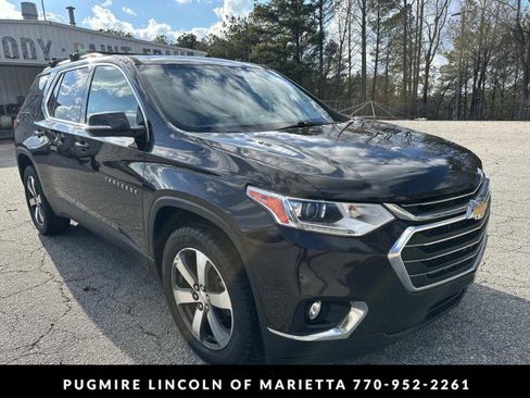 Used 2019 Chevrolet Traverse LT w/ LT Premium Package image 9