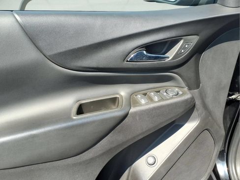 Certified 2024 Chevrolet Equinox LT w/ LPO, Floor Liner Package FWD image 9
