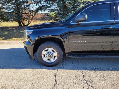 Used 2016 Chevrolet Suburban 3500 LS w/ Driver Alert Package image 55