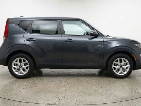 Used 2025 Kia Soul LX w/ LX Technology Package image 11