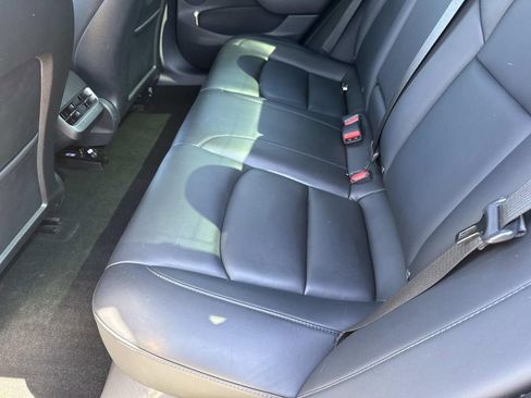 Used 2022 Tesla Model 3 image 16