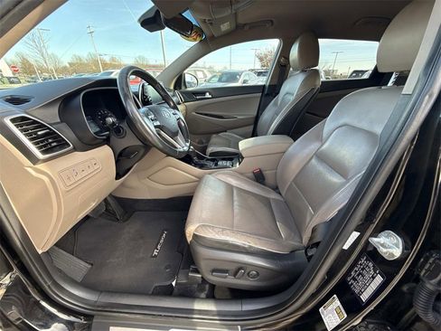 Used 2021 Hyundai Tucson Limited image 16