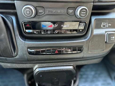 Used 2023 RAM ProMaster 3500 w/ Premium Convenience Group (B) image 31