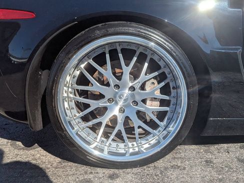 Used 2005 Chevrolet Corvette Coupe w/ Preferred Equipment Group RWD image 36