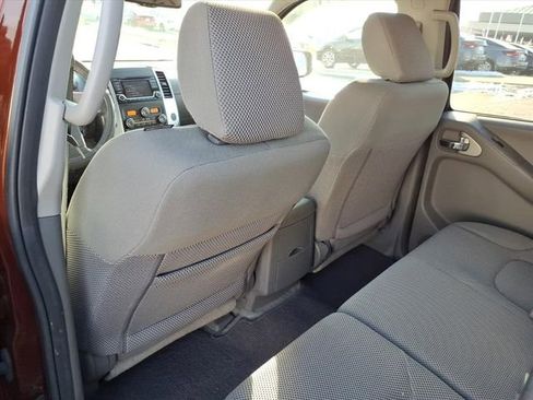 Used 2016 Nissan Frontier SV w/ SV Value Truck Package image 11