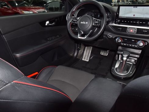 Used 2022 Kia Forte GT w/ GT Technology Package FWD image 15