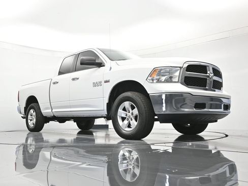 Used 2014 RAM 1500 Classic SLT AWD/4WD image 36