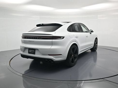 Used 2026 Porsche Cayenne S AWD/4WD image 42