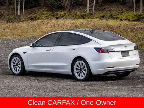 Used 2022 Tesla Model 3 Long Range AWD/4WD image 5