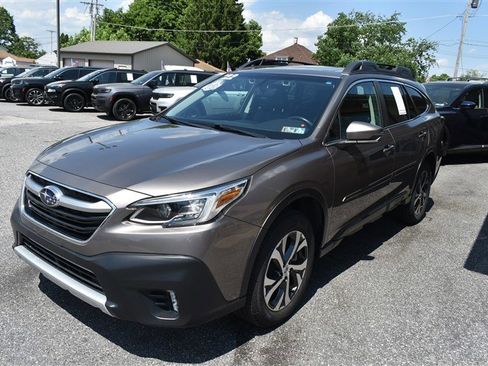 Used 2022 Subaru Outback Limited AWD/4WD image 7