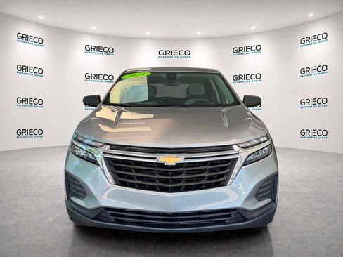 Used 2024 Chevrolet Equinox LS w/ Driver Confidence II Package FWD image 2