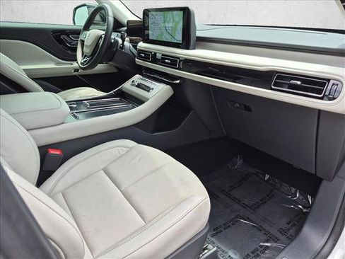 Used 2025 Lincoln Aviator Reserve w/ Illumination Package RWD image 23