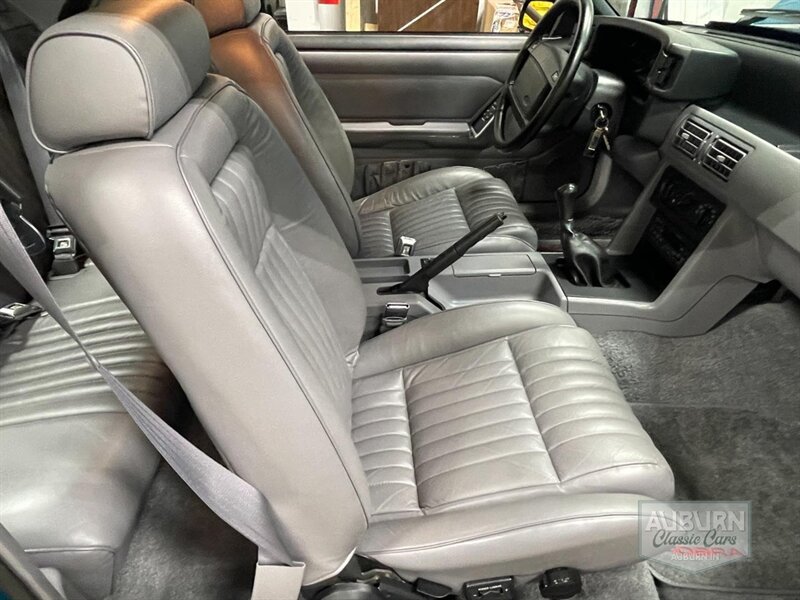 Used 1993 Ford Mustang Cobra RWD image 19