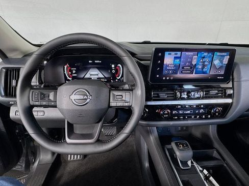 New 2026 Nissan Pathfinder SL AWD/4WD image 11
