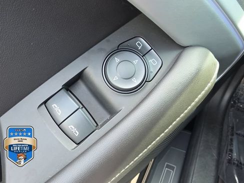 Certified 2019 Chevrolet Camaro SS RWD image 16