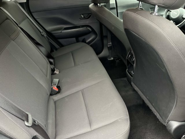 Used 2025 Hyundai Kona SEL AWD/4WD image 18