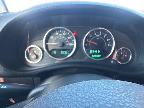 Used 2015 Jeep Wrangler Sport AWD/4WD image 39