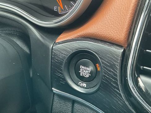 Used 2019 Jeep Grand Cherokee Summit w/ Platinum Series Group image 53